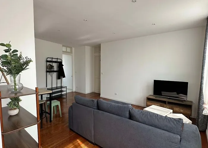 Apartment T2 Chaleureux A 2 Pas Du Centre *